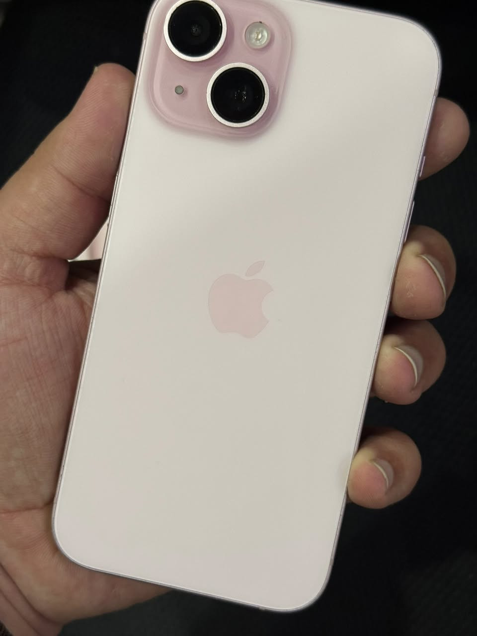 آيفون 15
ذاكرة 128 

بطارية 92 عدد الدورات 575 

الجهاز بعدة بالضمان مال ابل تاريخ انتهاء الضمان 2026/2/26 

دبل سيم. سيم واحد +شريحة اكترونية 

لون وردي مميز. كارتون ماله الأصلي موجود الجهاز كارتون فقط 

الجهاز ما مفتوح ابداً 

سعرة 720 ألف ما يعجبك لا تشتري


**إذا كنت صاحب هذا الإعلان وتريد حذفه لأي سبب، رجاءا أرسل رسالة إلى الدعم الفني**