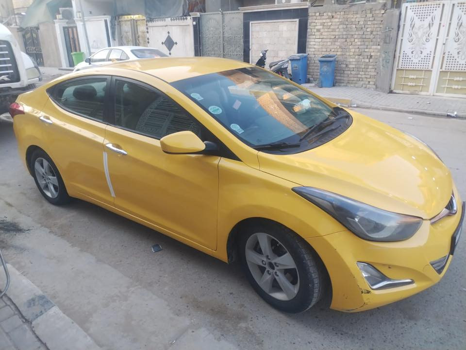 الانتره مضلع مديل -11 كابون بيها كواد واحد تبدل جاملق الأمامي جيهت السايق بيها دواخل خمس أصابع بلشاصي محرك 18 بي بخار  كير ايتي 6 نمر بيها تقيطات معجون بلسقف هم سياره جاهزه
السعر 93 بيها مجال
***********
