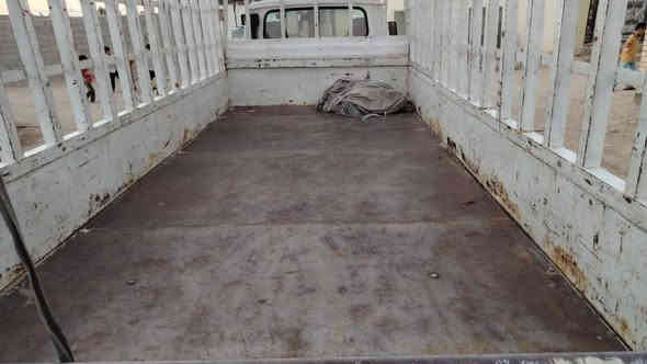 نيسان لوري موديل 92 رقم نكليزي مكينه جديد شاديه 3000 شاصي وكير واكسن كفاله سياره بسمي مداور ثاني يوم سعر 65وبيه مجال قليل تواصل ***********
