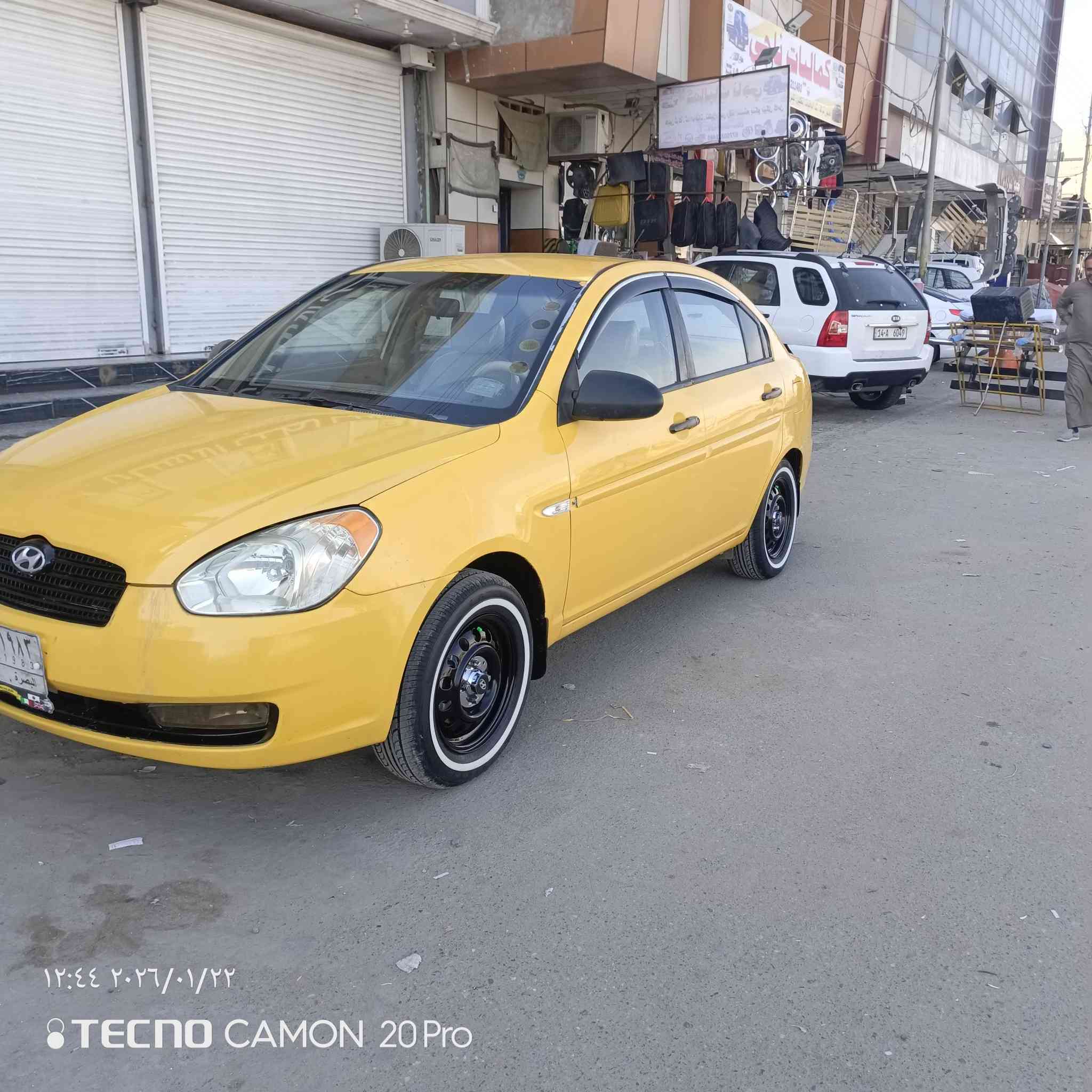 السلام عليكم اكسنت للبيع وارد خليجي موديل 7 كفاله ضربه وتبديل سياره جاهزه مكينه 1600 جازه حداده رقم تاير ماشيه 150 رقم بصره السعر 77 الاتصال على الرقم ***********
