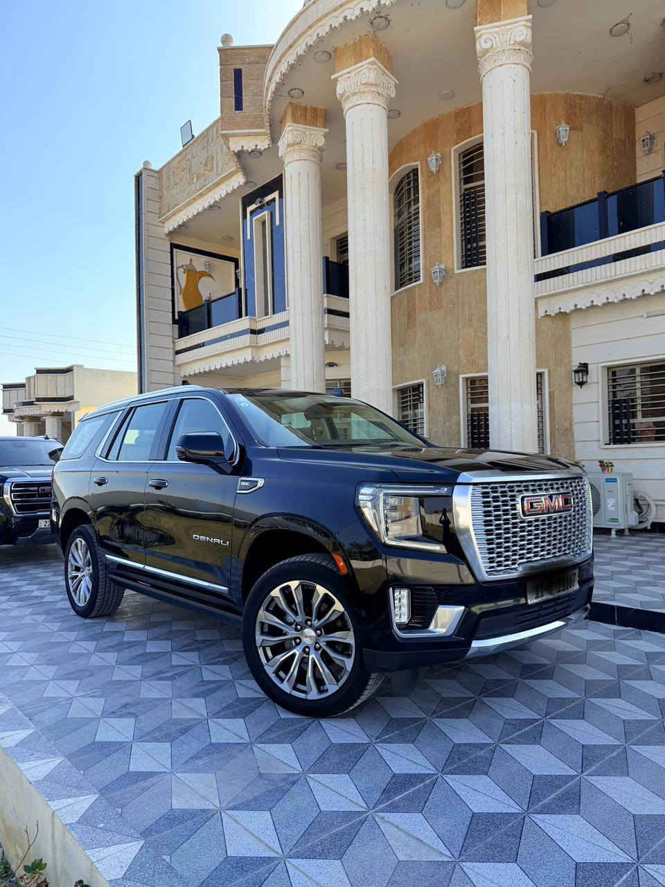 سلام عليكم 

🚘  جمسي دنلي

☑️ موديل 2022 خليجي 

☑️ رقم بغداد بسمي

☑️ سياره مكفوله كفاله عامه حته من شخط ورصعه 

☑️ بصمة عدد 2 وتشغيل عن بعد

☑️ سلايد فتحتين بانوراما 

☑️ داتا شو وعرض على الجامة الامامية

☑️ شاشات خلفية 

☑️ لايتات زنون اصل عدسات

☑️ بلاجكتور زنون LED

☑️ بصمة ابواب 

☑️ تشغيل عن بعد
 
☑️ كشنات  كهربائي
 
☑️ كشنات خزن 

☑️ كشنات تدفئة وتبريد
 
☑️ كشنات خلفية تدفئة 

☑️ جكات 
 
☑️ رادار امامي خلفي 

☑️ رادار نقطة عمياء
 
☑️ رادار خط شارع 

☑️ كاميرات 360
 
☑️ صندوك كهربائي
 
☑️ شاشات عدد 3 

☑️ حساسات امامية خلفية 
☑️ ثلاجة 

☑️ ستيرن كهربائي 

☑️ ستيرن هيتر

☑️ مرايات كهربائي 

☑️ دوس كهرباء 

سياره جديده بمعنه الكلمه 

للبيع او مراوس حسب القناعه 

لاستفسار اكثر تصال برقم 

***********
