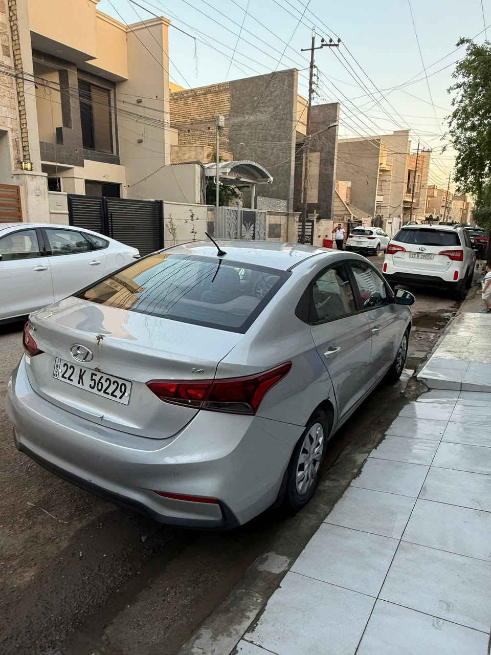 سياره اكسنت موديل ٢٠١٩ السياره بااسمي هزه جديده مكانها بغداد الاعلام
السعر ١٢٠ ورقه 
وبيها تصليحات مثل ماموضح بالسونار
التبريد شغال
الصدر جاهز امامي خلفي
تخم تاير نظيف
ادامه للبانزين كاكلة علما السياره افولها كله محسن 
كير محرك مابيهن شي
***********
