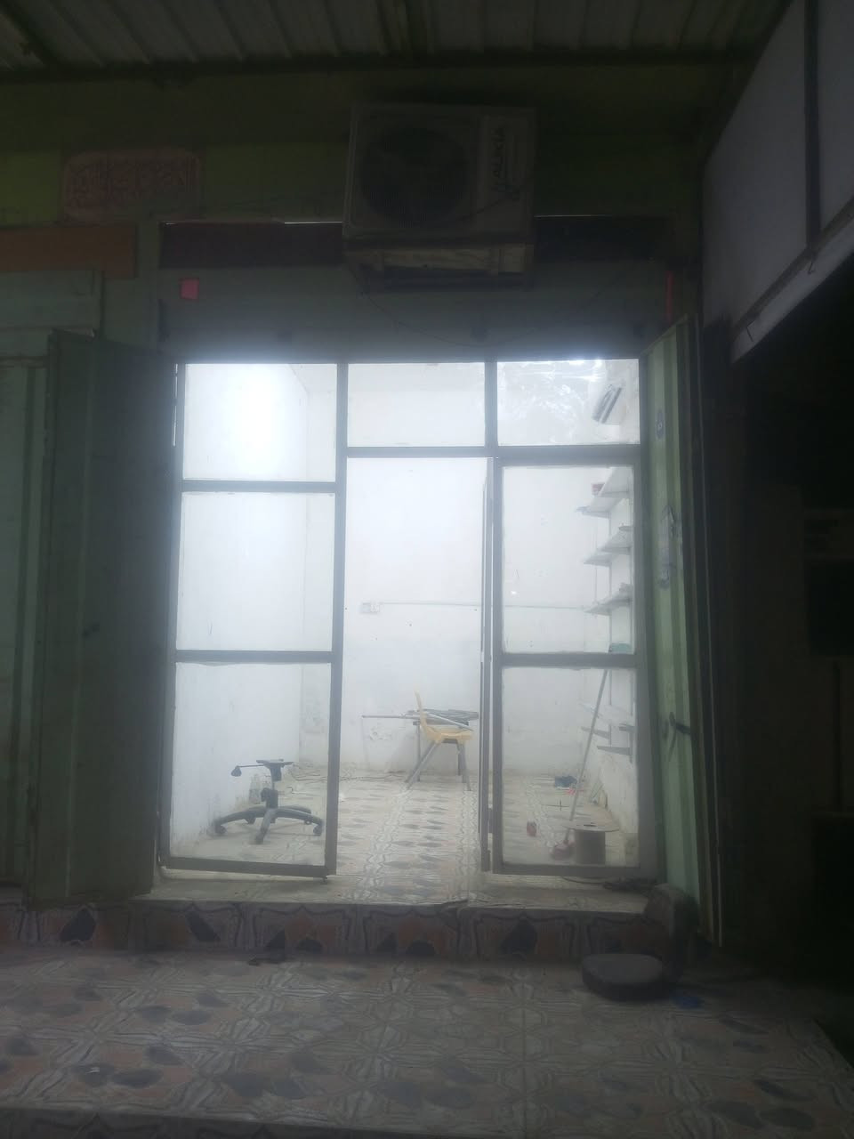 محل للإيجار على شارع رئيسي مو فرعي منطقة حچام قرب مدرسة عمر بن عبد العزيز/ النزال 4ونص والعرض2ونص بي قمرية والارضية سيراميك
تفاصيل أكثر أتصل على الرقم
***********
