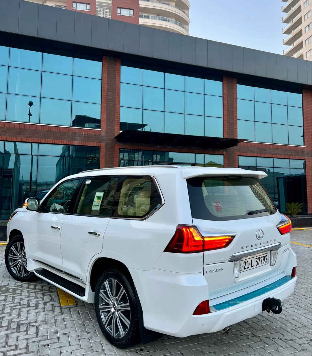 2017 Lexus 570 lx · Suv · Driven 10,000 kilometres

اللَّهُمَّ صَلِّ عَلَى مُحَمَّدٍ وَعَلَى آلِ مُحَمّد
سیارە بل کارتون📦 اخت زیرو ماشااللە 🧿
ماکو هیج نظافتها بل سوق
ليگزيز  2017   (بريم)   LX_570

1-السيارة للبيع فقط بدونن مراوس
‏‎2-مكان السيارة ( سليمانية)
3_سعر (645$)
4_رقم _ *********** 

🔷مكفول كفاله عامه  من الدعاميه إلي الدعاميه
بدون بارد بدون صبغ بدون , بدون رصعات ,بدون حتي شخط🔷
  ،باقيه سياره كلها بشرط

🔷داخل بيجي  + بصمتين  + سماعه بيا موجوده +عرضيات موجوده +كامل غراض مال شريكه موجوده

فول فول مواصفات🔷
بصمه ، الانزيلاق ، شغال ، كشن جلد و هيتر
راس ديفيدي ، كاميرات ,ثلاجه , زينون ، جلد جاف تدفئيه شفط ، التبريد خزينه ،نظام ايكو ،سبورت ، حساسيه الديك الموخره ،مرايات ، الفتحه ، باب خلفي جك ، رادار امامي .....)

🔷محرك كير  بشرط مامفتوح
سياره حيل نظيفه كلشي علي بلاد لوك
سنويه زنكة كلشي جديد مدفوع ل 2028
بسميً السنويه بشرط تحويل و خرامه
سياره مابيها دينار مصرف كامل من كل نواحي

🔷نظافه ١٠٠٪؜ كامل سيرفس بدون نقص و بدون مصرف سياره اي نقص مابيها 4 إيطارات جديدة تحتها

نفسي يوم /تحويل و كاله حاظر
مكان / داخل سليمانيه🌆

🔷سعر _645$ السليمانية, العراق
