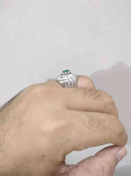 زمردة تحفة وجمالها يسولف بيها فطر بس ممأثر عليه سعره بدون فطر تتراوح ٧٥ ٨٠ هاي ع الفطر ابيعه الك بنص القيمة نزاكة فوول ومختلفه باللبس ٤٥ ابيع بالعافية ع اليصيده ✨🍒 مكاني كربلاء يوجد توصيل لجميع المحافظات واتساب *********** /*********** 🍒💚💍🔥🍒💚🍒 بغداد
