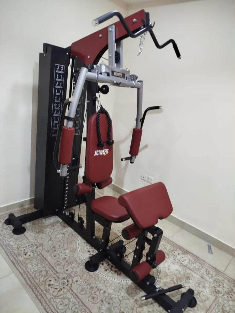 هذا الجهاز هو عبارة عن نادي منزلي متكامل (Home Gym) من ماركة ActiveFit.يتميز الجهاز بهيكل فولاذي متين ومقاعد مبطنة باللونين الأحمر والأسود.يوفر الجهاز أكثر من 40 تمرينًا مختلفًا لتغطية عضلات الجسم بالكامل.عادةً ما يأتي بوزن أثقال مدمجة يتراوح ما بين 65 إلى 70 كيلوجرامًا.

مستعمل لبيع ***********

