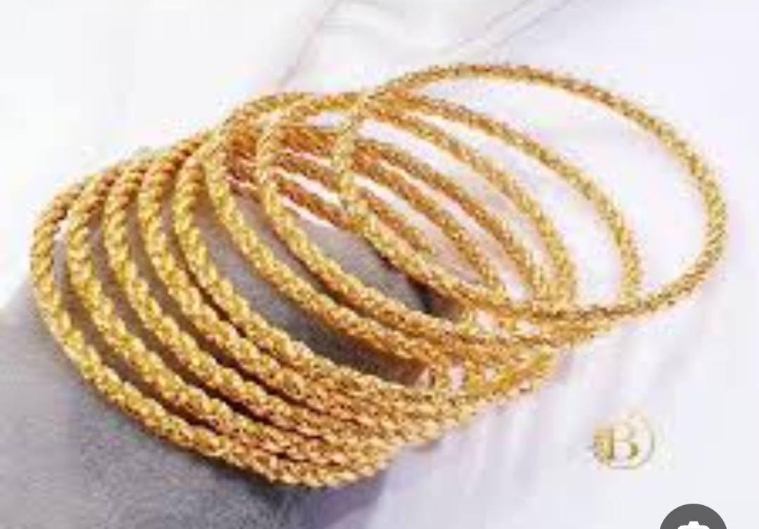 اكسسوارات الذهب الايطالي الأصلي الطلاء الثابت موديلات مستحيل تفرقيها من الذهب وباسعار أرخص من البيجات بس هو الطلاء الثابت سعره غالي


**إذا كنت صاحب هذا الإعلان وتريد حذفه لأي سبب، رجاءا أرسل رسالة إلى الدعم الفني**