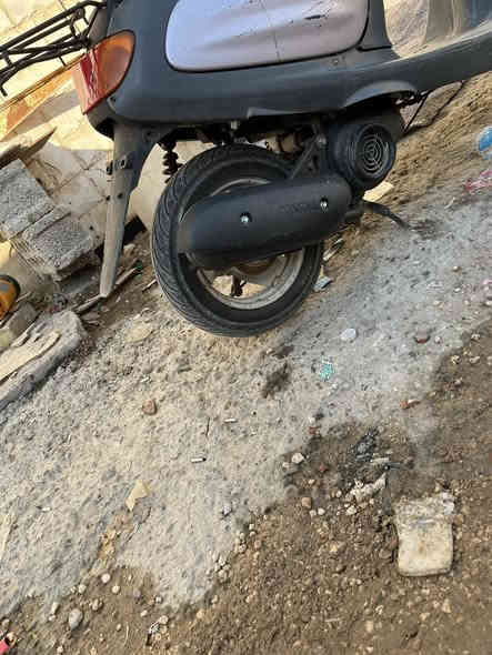 دراجه منغولي مديل ٢٠٠٣ مكينه وكير خير من الله كهربيات كله شغاله لايت اشاير كله شغاله سلف فقط باتري الشعر ٣٥٠ وبيه مجال ‭٠٧٨٥ ٦٢٥ ٢٧٨٢‬
