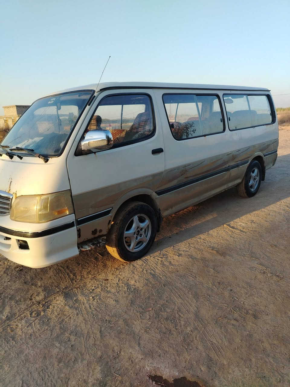 السلام عليكم سياره سوبر دير موديل ٢٠١٠ رقم انبار سنويه صاقطه ٤ أشهر محرك خير من الله كهربائيات كله شغاله حداديه نضيفه للاستفسار الاتصال الأرقام
***********

***********
