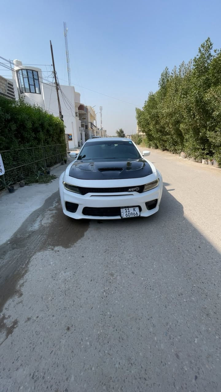 يالله جاجر RT 2018 اصل رقم بغداد جديد ماشية 85 الف صور حادث بالمنشور وسونار هم جاهزة سيارة ومابيهة نقص السعر ١٧٨ ورقة مكانهة بغداد اتصال ***********
