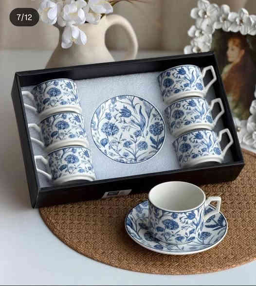 الف رحمه علئ روح امه وابوه الي يعلقلي مصدر رزقي الوحيد 
طقم قهوه بورسلين 
للطلب مراسله الصفحه او الاتصال علئ الرقم /***********
تتوفر خدمه توصيل للجميع المحافظات🚚🚚🚚 الشريقات
