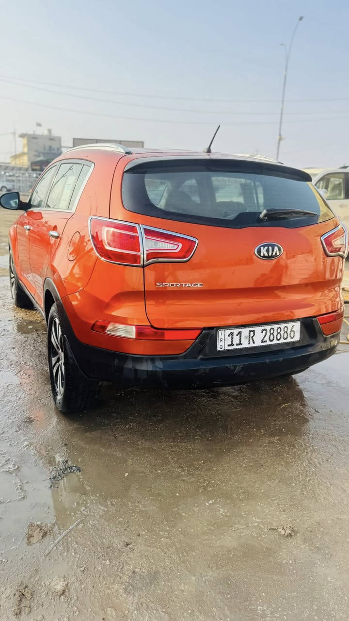 لام عليكم سياره سبورتج خليجي مكينه دوش 2000 سياره موديل 2014 سياره تبريد تدفه سياره كفاله عامه بيه بس باردات فقط وتقسيم سياره جديده مال جناي جاهزه السعر137وبيه مجال قليل الستفسار انتصل (***********)
