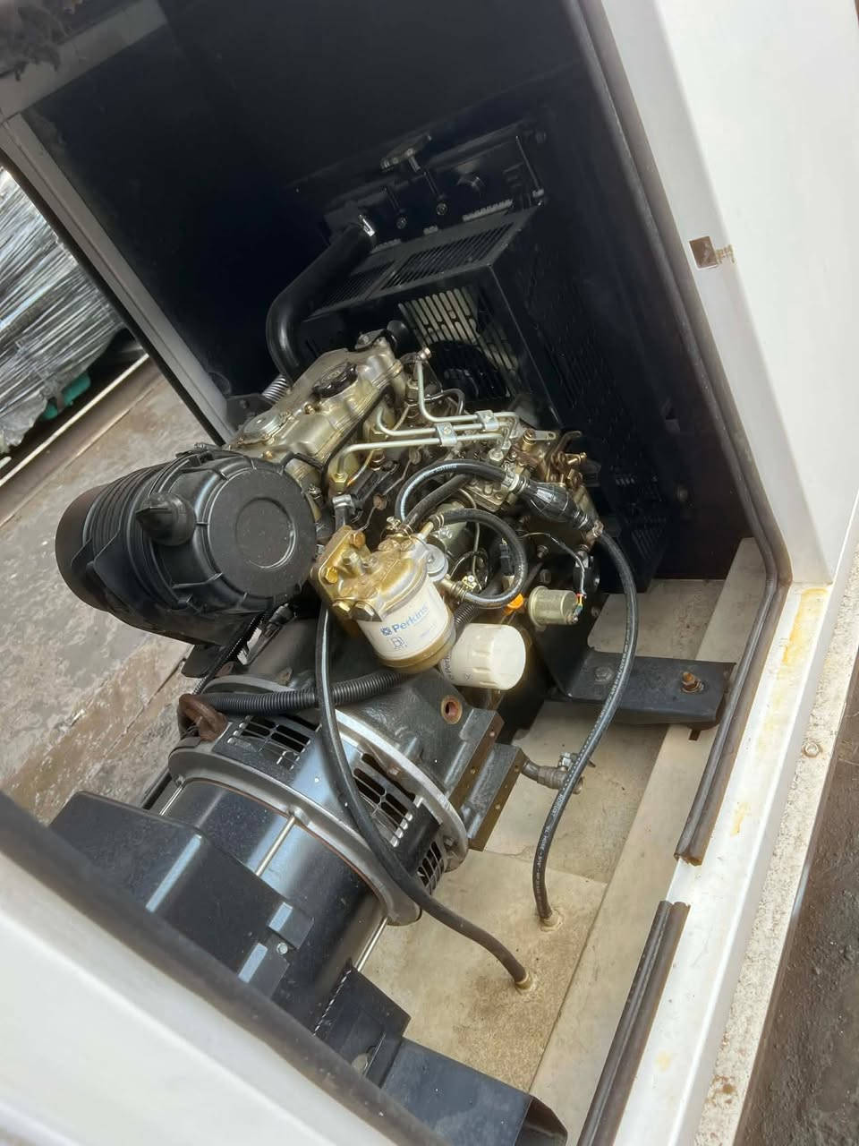 مولدات بيركنز بريطاني كاتم 100\100
حجم 3 بستم بزون 
العنوان : أربيل الصناعة الجنوبية 
للإستفسار اكثر اتصل عالرقم أو واتساب  
ابو علي  ***********
متوفر توصيل لجميع محافظات العراق
