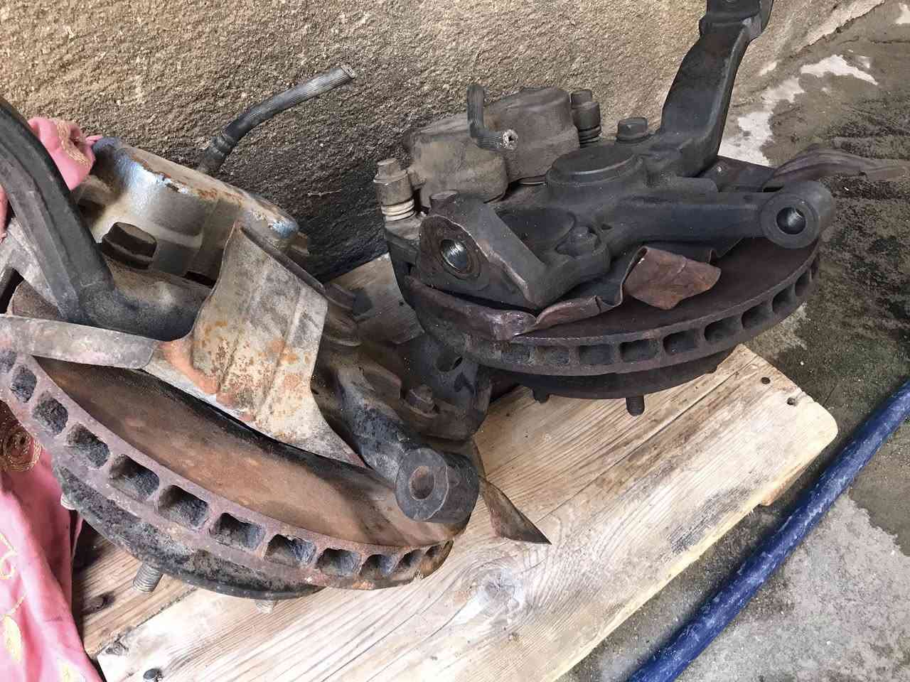 سلام عليكم وصول حاويه منغولي تفصيخ 
بطلين ١٤ راكب نضافه 
السكه الوسطه باب سلايت ويه المسطرة البلاستك
لايتات منغولي نضافه الف بلميه
طبلات منقولي بلاديات 
صطاب اكسل منقولي
بك لايت خلفي منقولي
وايرات كير منقولي
دعاميات منغولي
لوي منقولي كامل هوا والدبل والقاعده
باور ودينمو منقولي
لوي بريجو كامل هوا والدبل والقاعده
العنوان البصره ابو الخصيب***********
