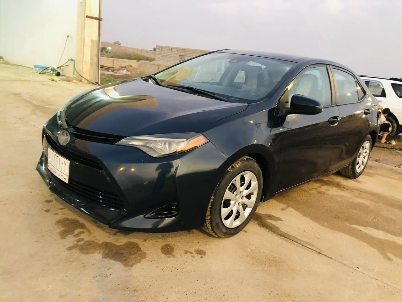 السلام عليكم ورحمة الله 
للبيع نقداً فقط 
تيوتا كورلا موديل 2019 
امريكي مواصفات Le 
مصبوغ حزام 
محرك ، كير شرط 
تبريد تدفئة شغال 
سيارة جاهزه 
السعر 110 قابل للتفاوض 
هـ***********
***********
