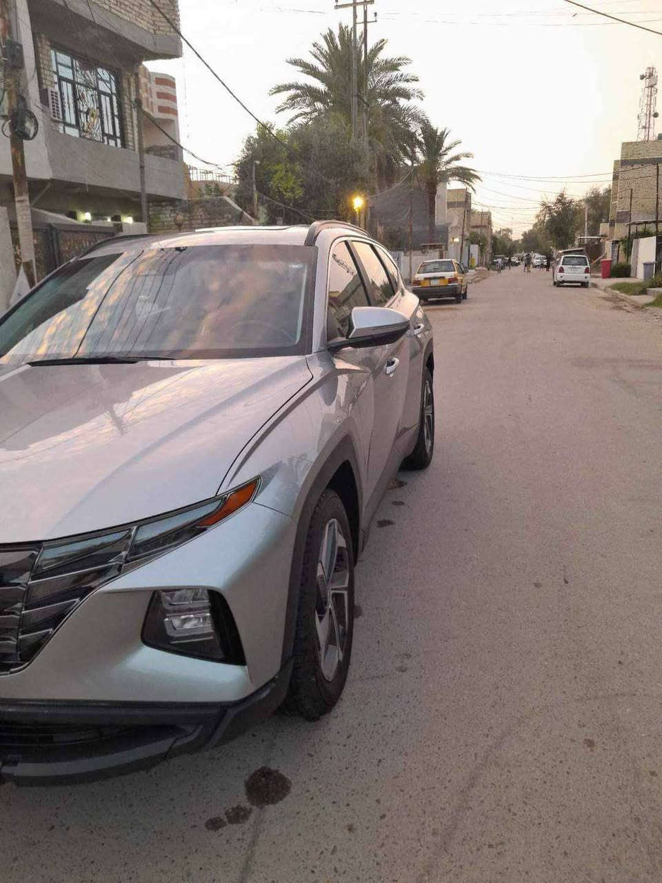 Hyundai Tucson 2022
Tucson 2022
للبيع او مراوس
وارد أمريكي 
ضرر  /جاملغ امامي يسار ونص البنيد
الضرر أمريكي وليس بالعراق الضرر 
الضرر اخو النظيف 
جناي / تحويل شرط 
رقم اربيل بسمي هزه وفحص جديد  
 مواصفات 
فتحه سقف 
سياره فول سبورت 
حجم المحرك 2500 المرغوب 
شاشه دجتل
تشغيل بصمة   
تشغيل عن بعد
‏AIRBAG عدد 2
سايد بريك دگمة   
بك لايت LED
كروس سرعه
اتو هولد
مقاعد امامية كهرباء 
حساسات امامية 
حساسات خلفيي
حساس كشنات
تحكم مقود كامل
بصمات عدد 1
انارة ترحيب
نقطة نزول منحدرات. 
نظام مانع تزحلق 
‏ABS
شاحن موبايل واير ليس  
اشاير بالمري والمري قابلة للطي 
مخرج AUX
مخرج USB
‏BIuetooth
مخرج منفذ الطاقة عدد 2    
اربع مودات قياده 
‏(Normail - eco- sport t) 
جك سبير كتلوكات كلها جاهزة
الاستفسار اكثر الاتصال
*********** السعر180
