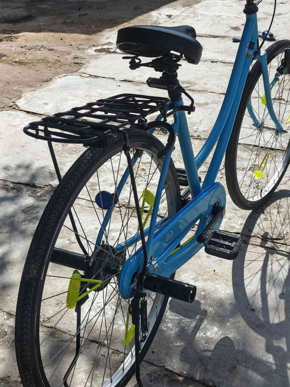 سلام عليكم
باسكل البيع 
ألون مميز 
طالع من كرار أبو نقش 
حجم 26
مديل 2022
سعر 135
مكاني طوريج أم الهوه


**إذا كنت صاحب هذا الإعلان وتريد حذفه لأي سبب، رجاءا أرسل رسالة إلى الدعم الفني**