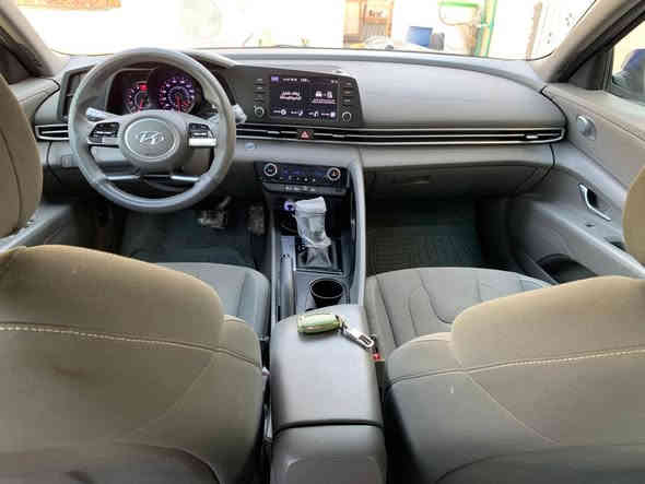 النترا موديل 23
مكينه 2000 مكفول 
كير مكفول 
تبريد تدفئه داخل رصاصي 
بصمه رادارات كامرا 
بجم كبس تبديل 
معوقين بصرة ولد شاب 
148 وببها مجال 
***********
