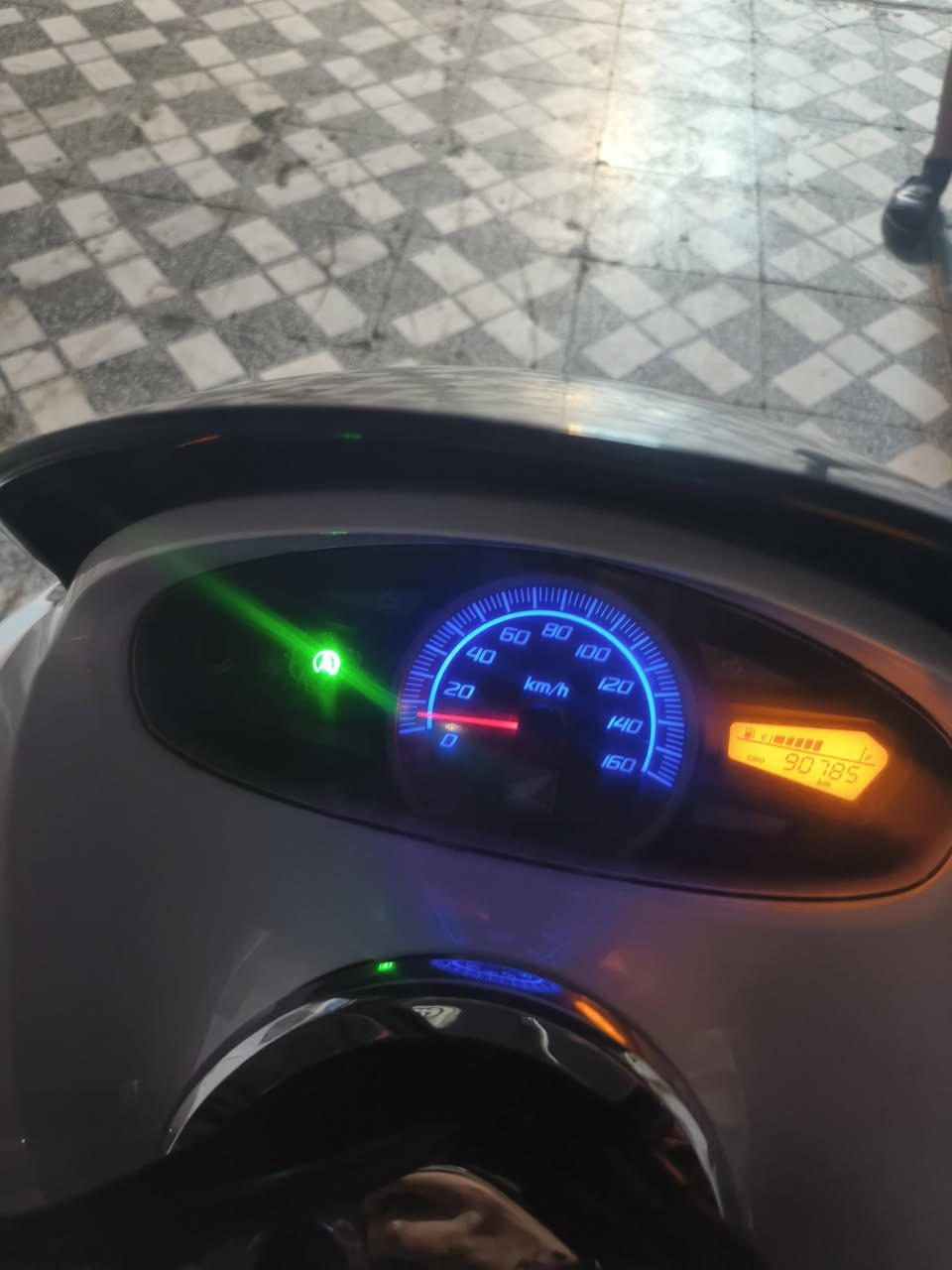 سلام عليكم
بيسي اكس جيل الأول
يابانيGF 
حساس ازدحام استان حساس
مكفولة كفاله عامه برغي مامفتوح بيه كله بلاديه كفاله كفر ومكينه عنوان بغداد البلديات الاستفسار عل رقم ***********
