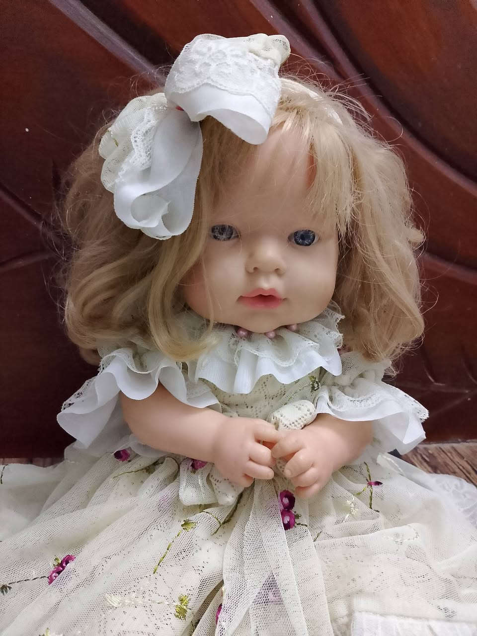 دمية جيلاتين عيون زجاجية معطرة
البدلة وتفاصيلها شغل ايدي 🥰


**إذا كنت صاحب هذا الإعلان وتريد حذفه لأي سبب، رجاءا أرسل رسالة إلى الدعم الفني**