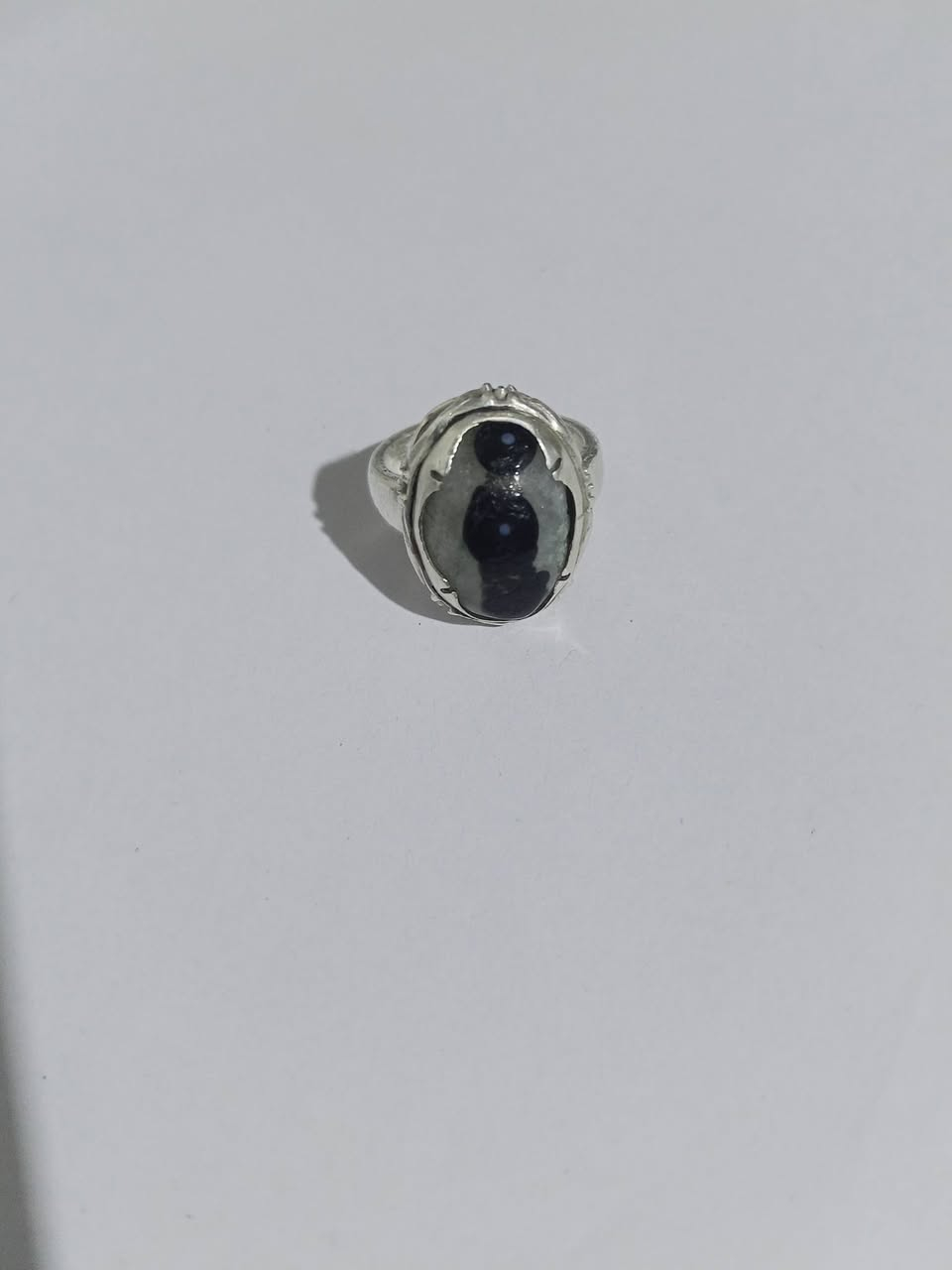 محبس مصور جهتين فضه الف صب 

ينلبس خنصر للبيع هديته يمكم لن مايتقيم الحجر هذا 

مكاني كربلاء مرقد الحر يوجد توصيل لجميع المحافضات 

رقمي ***********
