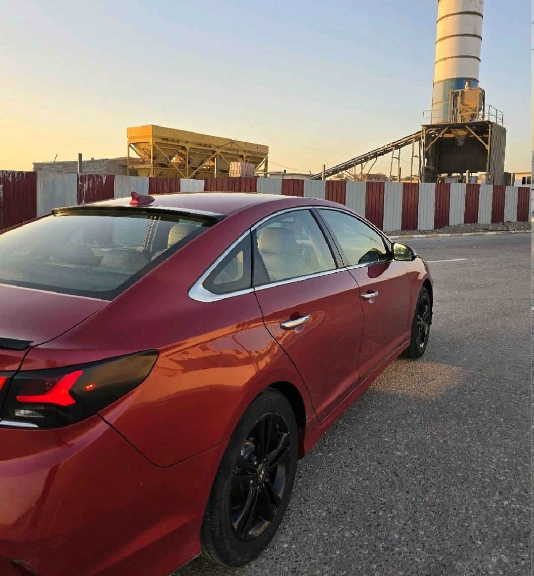 سوناتا Sport موديل 2018 – ليمتد
فول مواصفات
محرك 2400 
فتحة سقف
رادارات
شاشة كبيرة 
كاميرا خلفية
نظام النقطة العمياء
تبريد شاشة + نظام مناخ ثنائي
تحكم كامل بالستيرن
تبريد + تدفئة الكشنات الأمامية
مقاعد أمامية كهرباء
3 وضعيات قيادة (Normal – Sport – Eco)
تبريد قطعتين
إضاءات LED متحرك ويا استرين
كروز كنترول
بصمة تشغيل
بصمة فتح الأبواب
فتح الصندوق عند الاقتراب
رقم نجف انكليزي باسمي يعني تحويل مباشر 
السعر 140 وبيه مجال
رقم *********** وبي واتس
