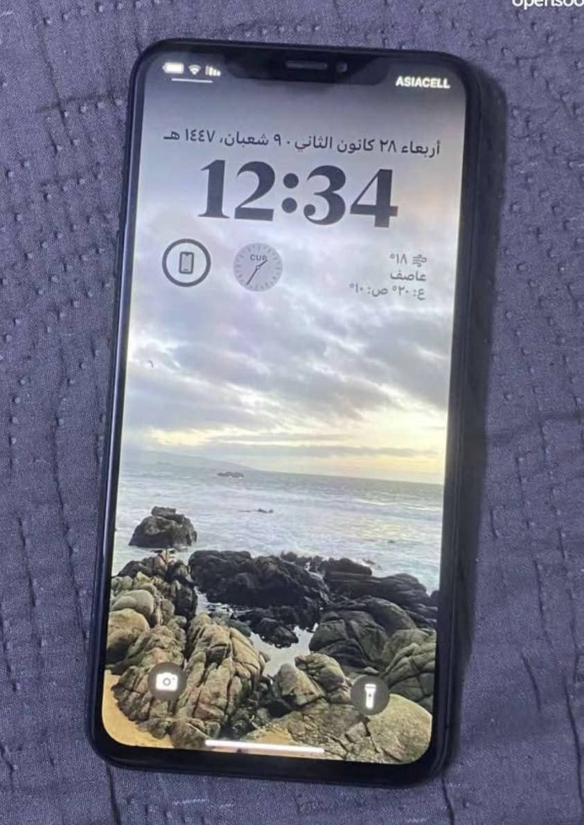 iPhone XS Max للبيع – نظيف السعر 145الف
الذاكرة: 64GB
Face ID شغال 100%
بالضهر اكو ضربة خفيفة مبينة بالصورة
شاشة مبدلة أصلية بالة
سيمكارت كامرة  كلة شغال
📍 الموقع: بغداد
🚚 توصيل داخل بغداد
***********
