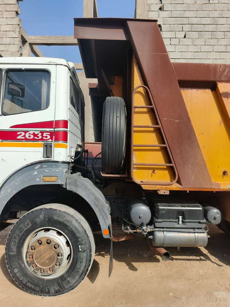 *********** البي مويل ٩٢ مكين ١٣٠ كير فافون قلاب رقم جديد تحويل مكلف بل نشره
