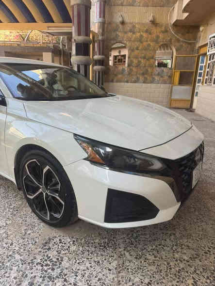 أسلام عليكم نيسان التيما موديل 2023 رقم اربيل حادث جانبي بجم كبس ما ملعوب بي السياره احلى من الصور فئة SR السعر 175 ***********
