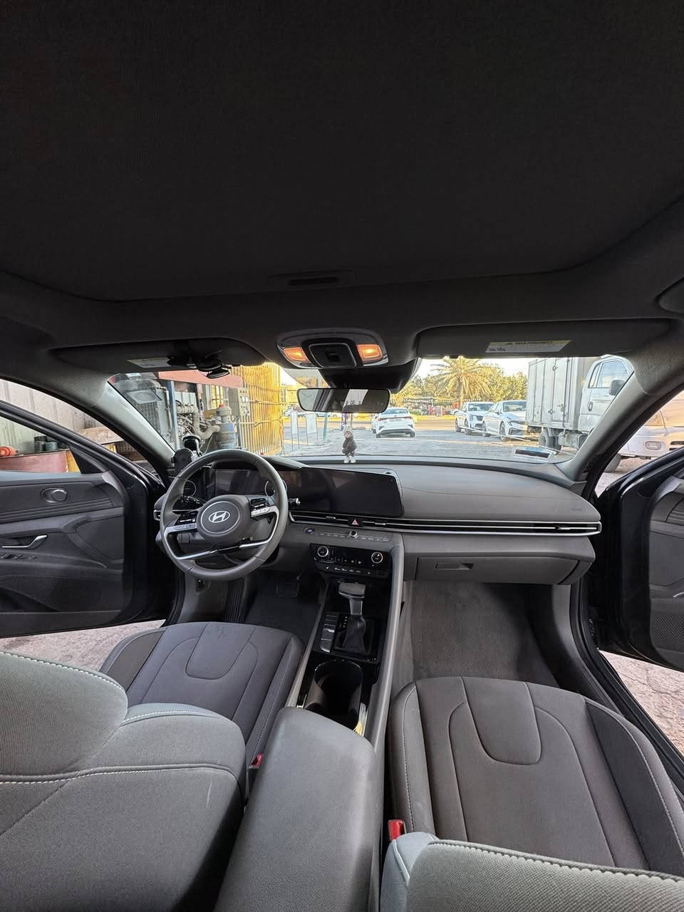 هونداي النترا 2024
دخول جديد شهر 11 ومرقم بغداد ماشيه 38 الف
لون رصاصي حادثها سطحي واضح بالصور

المواصفات.....
فتحة سقف
تشغيل عن بعد
رادار امامي
كامره دواره
تحديد مسار 
3 وضعيات قياده
شاشه تدعم الكاربلي
توقف ذاتي 
تدفئة بالكشنات

السعر المطلوب 180 وبيها مجال حك الجية
السياره استخدام قليل / موجودة في بغداد الرصافه
للاستفسار 
***********
