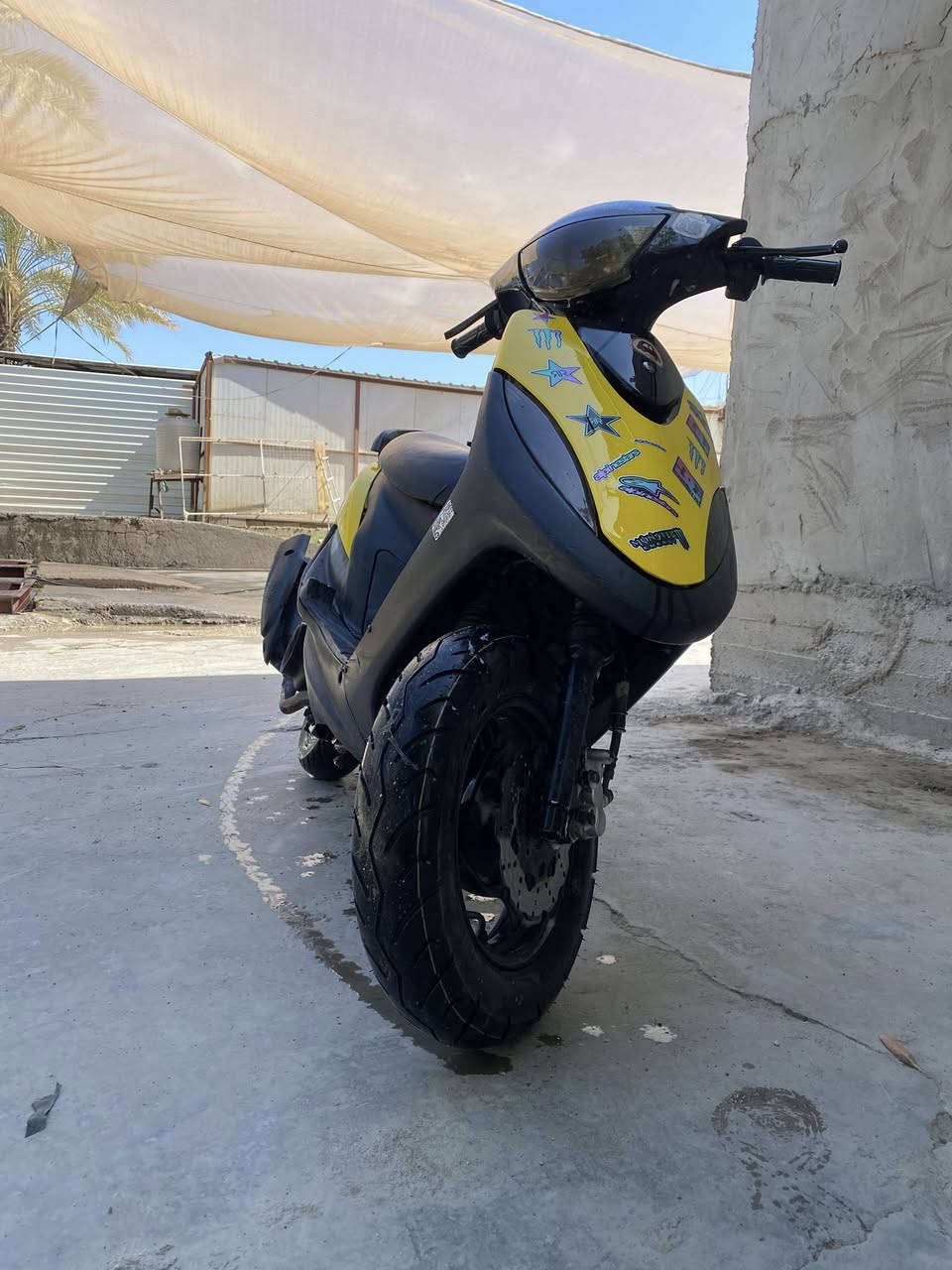 ماكس عدله بوشه وبستم ٥٥ مزوده عل أيدي تاير جديد كهرباء كله شغاله هندر نكره صالنه (أف  أم ) (سلف رياضي ) السعر ٤٥٠ وبيه مجال الاستفسار ***********📞
