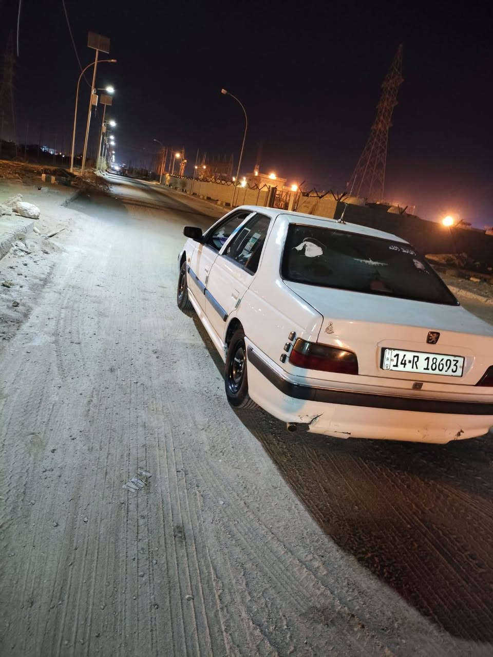السلام عليكم بارص 14 عنوانه البصرة قضاء شط العرب 40 بيه مجال بسيط كلش بسمي رقم الهاتف ***********
