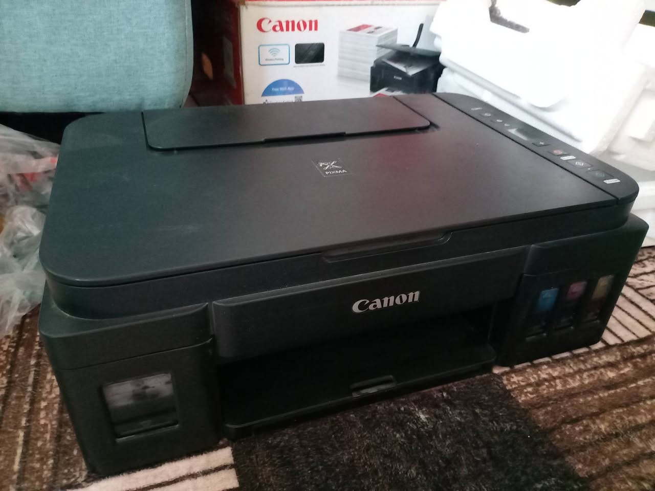 السلام عليكم طابعة كانون g2415 السعر 35 الف تحتاج كاترجات
الطابعة قبل لا تعطل كامت تطبع الوان باهتة ووراهة كامت ما تطبع وديتهة للمصلح فتحهة كال محتاجة كاترجات ورمز الخطا بالفيديو p10
هية وملحقاتهة والكارتونة ابيعهة على هل وضع عاطلة 
عنواني بغداد الشعلة الدوانم ***********
