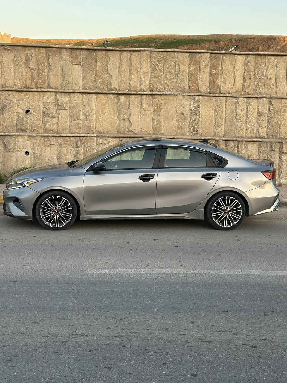 السلام عليكم رمضان كريم
ونبلش وياكم بعروض العيد 
فورتي جيتي 
موديل ٢٢
رقم أربيل 
سنويه جديد
هزه جديد
ماشيه ٧٥ الف ميل 
شرط التحويل 
.
الضرر بنيد فقط 
بدون دواخل بدون ايرباك بدون شاصي 
ضرر سطحي شرط الفحص والسونار 
.
فول مواصفات 
محرك ١٦٠٠ تيربو 
كشنات تدفئه تبريد 
قطعتين تبريد 
فتحه سقف 
كانزه خلفيه 
شاشه كبيره 
رادار امامي 
كشنات جلد 
ستيرن حرف D
تحديد مسار 
تحكمات ستيرن 
هاند بريك بصمه 
.
الموقع الموصل حي نركال 
لمعرفه السعر الاتصال على الرقم 
***********
