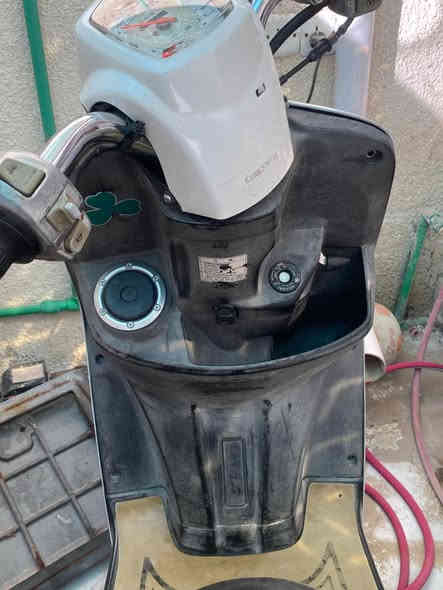 سلام عليكم ‏دراجة للبيع ‏دراجة مقفولة مكينة مو مفتوحة كفرات بلادية ختم واحد ويا المكينة السعر 850 بيها مجال عنوان ￼ شهداء البياع شراي يتصل على هذا الرقم  *********** ￼￼￼￼
