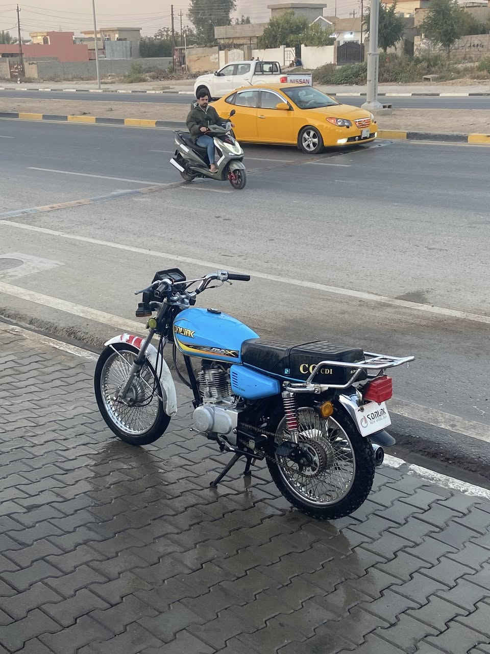 ‏للبيع ￼موطور للبيع الفين 2022، سعر 350.   ‭0784 447 8099‬
