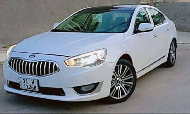 كاتنزة موديل 14 الون ابيض صدفي   مكينه 3 ونص  
 السعر 150 وبيها مجال بسيط وبيها سونار مكفولة رقم بغداد انكليزي باسمي تحويل مكفولة
