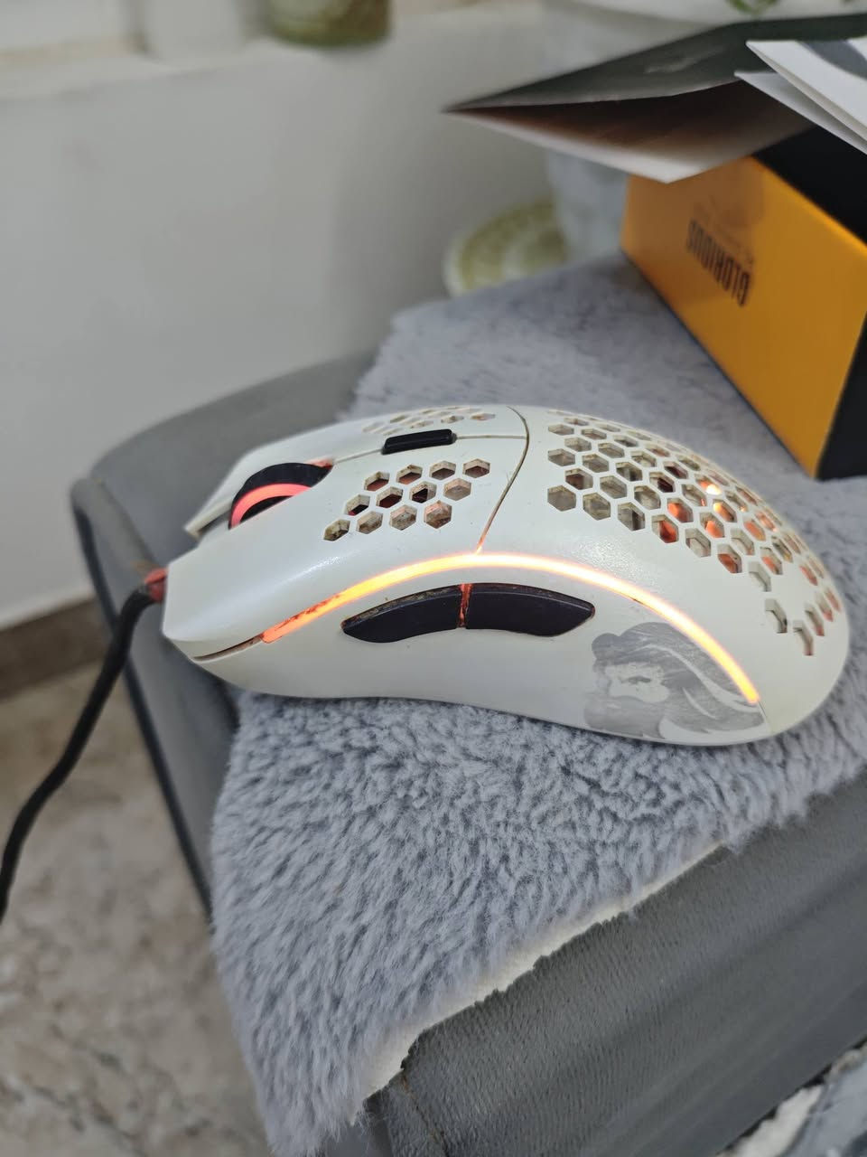 ماوس لوجتك g305 جديد و  الاصلي مو كوبي ويا كامل الاغراض  + ماوس جلوريس موديل D  ويا الكارتونه مالته ويشتغل كل شي ما بي فقط جان بي قطع بسيط بالواير وصلحته وهسه يشتغل ١٠٠٪  
اعلى سعر ابيع


**إذا كنت صاحب هذا الإعلان وتريد حذفه لأي سبب، رجاءا أرسل رسالة إلى الدعم الفني**