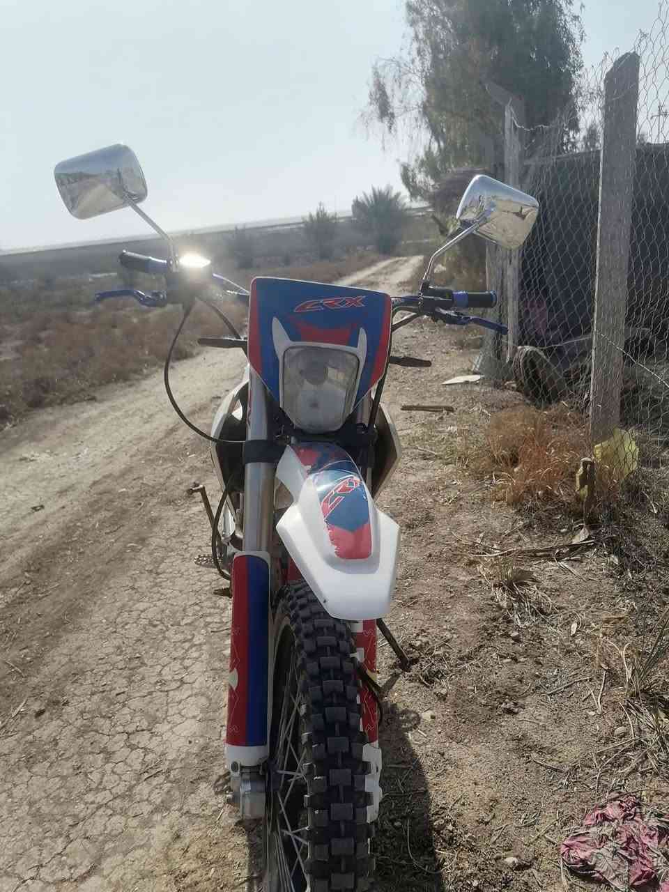 سلام عليكم.
قفاز ٢٤.
مكينه cc٢٥٠
مكان الدراجه بالحله للاستفسار الاتصال ***********
