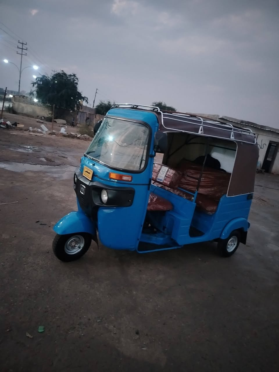 سلام عليكم تكتك البيع مرقم 

كشره مكفوله من صبغ والمعجون العنوان ميسان السعر خاص ***********
