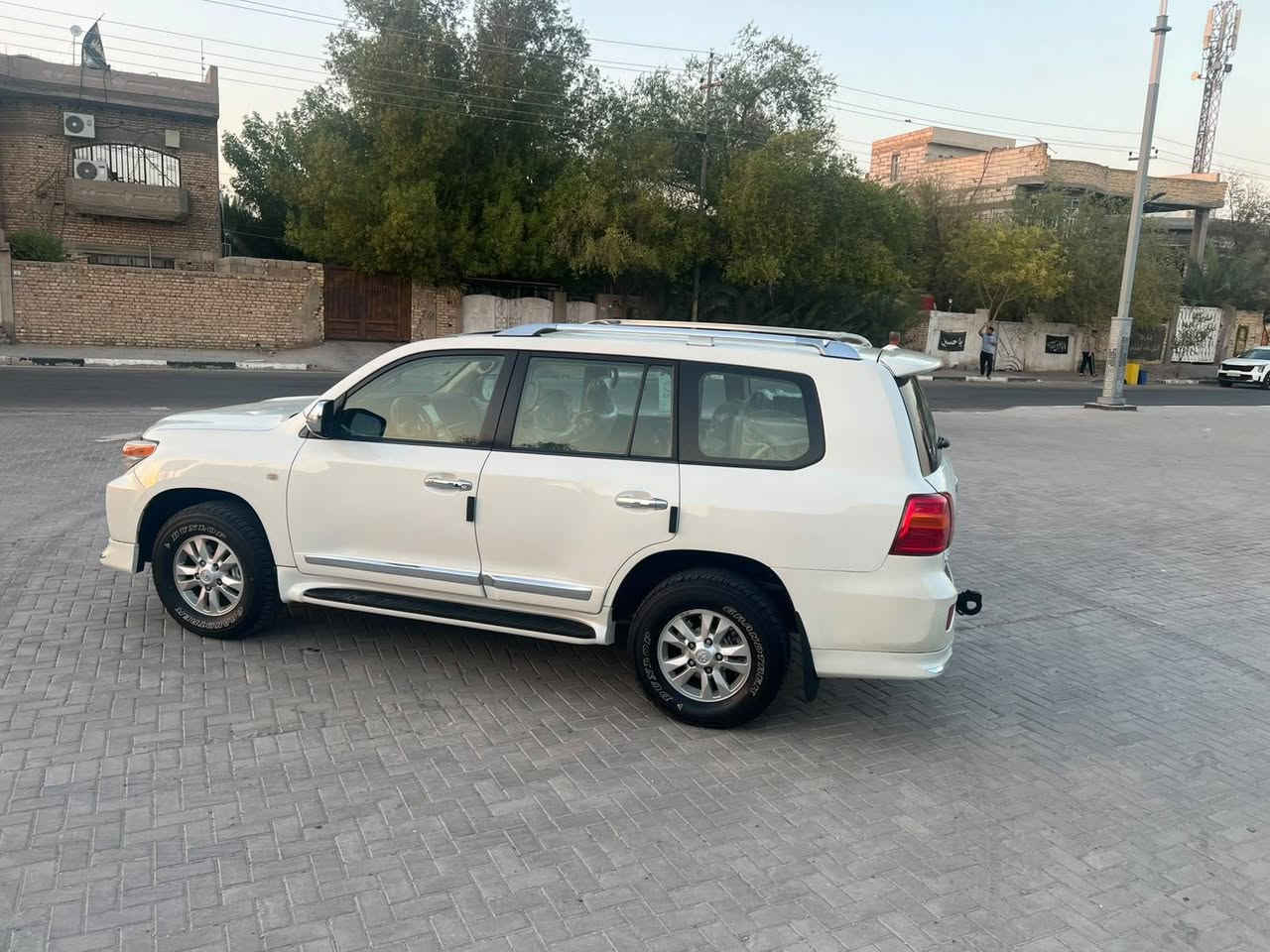 📍📍كلك ادوات ادوات ادوات  للبيع ومراوس   

شنو عندك دزلي واتساب تريد بيع تعالي واتساب 

لاندكروز مديل 10محدث 15 لون  ابيض  بحاله الوكاله بعدها شركه🚩

للبيع فول موصفات  كلش للخير 

حجم المكينه 6 V

الكير اوتو نظافه كارتون!!

موديل 10 بلادي شركه محدثه 15

1-  حساسات خلي امامي جانبي 

2- جنطه شفط هزه كشن من الحادث 

3- سماعات شاشه جبيره دمامات 

4 'تخم تاير جديد 
حداده هسه مسويهه

جاهزه للخير كلش 

ماذب عليه الف 

السياره أدوات 📍 يعني كلك ادوات 

ملاحظه 📍اكفلها من السرقه والكص والعشاير بشرط 

متومه رقم اربيل🚩 نكليزي طبق الأصل 

السعر 📍(( 165 $ ورقه )) فقط وبي مجال 

عنواني بصره 

ملاحظه:::#  اقره المنشور وتعالي واتساب 
حسب الاتفاق !!!
للاستفسار   وتساب
***********  رقمي واتساب البصرة, العراق
