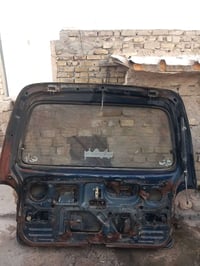 باب جنطه • كيا • خلفي