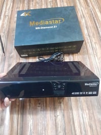 ميديا ستار Z1 • نظيف • كامل الملحقات