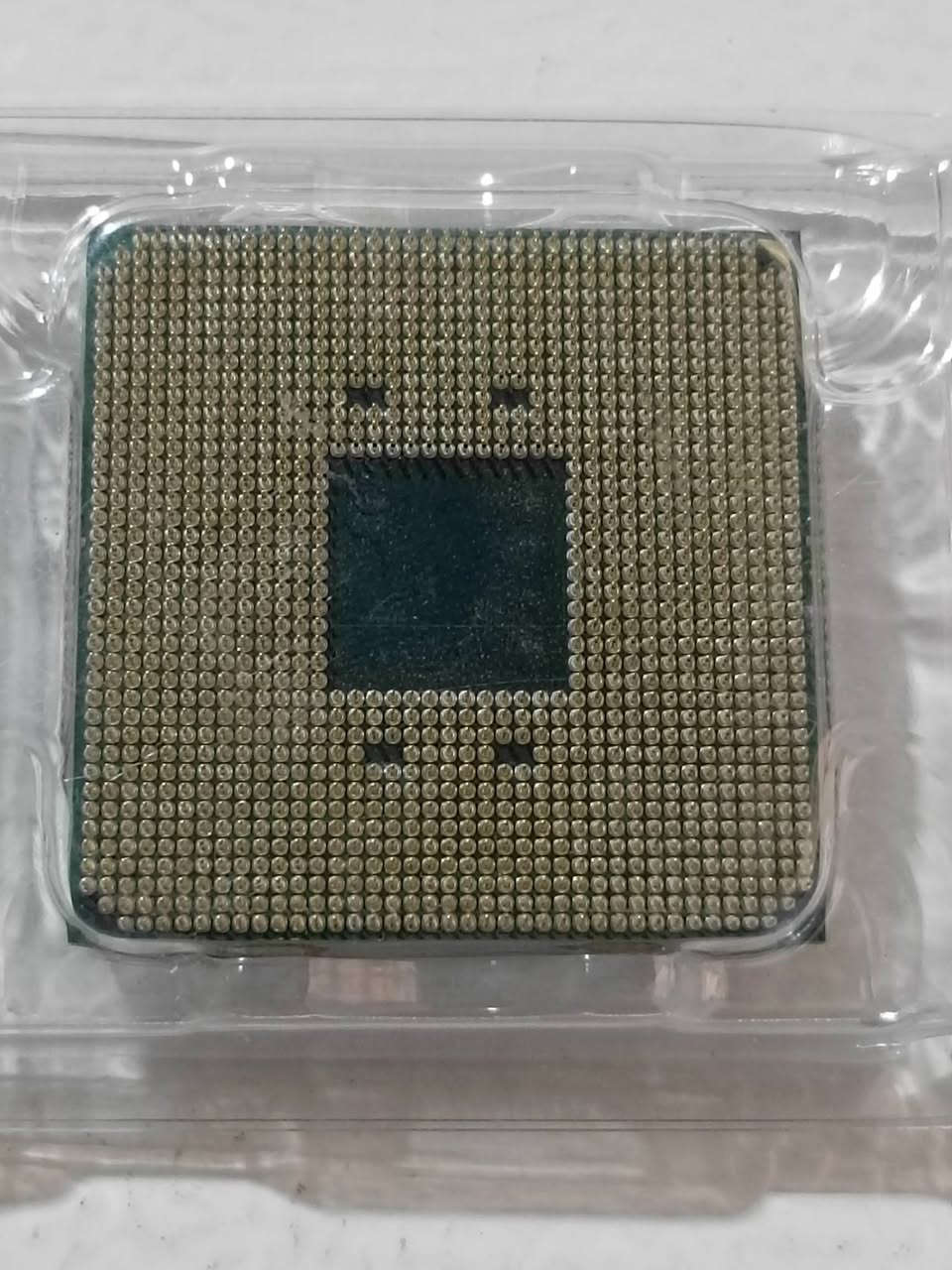 معالج Ryzen 3 3100 مستخدم نضيف
بدون المبرد فقط المعالج


**إذا كنت صاحب هذا الإعلان وتريد حذفه لأي سبب، رجاءا أرسل رسالة إلى الدعم الفني**