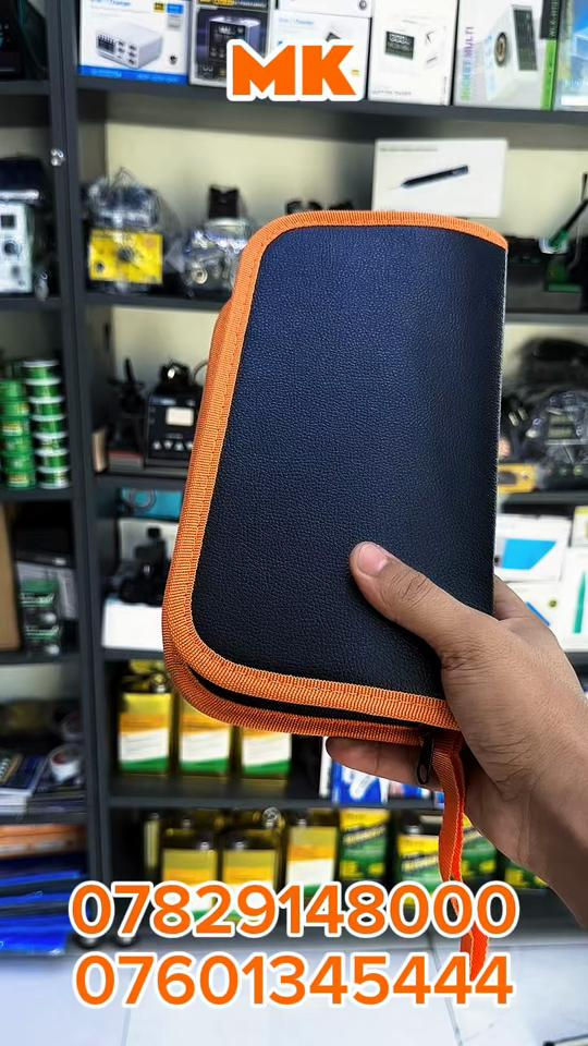 🎒 حقيبة معدات الصيانة الاحترافية كل أدواتك الأساسية في مكان واحد… لتنقلها بسهولة وتحافظ عليها بأمان! ✅ تصميم عملي ومنظم مع مساحات مخصصة للأدوات. ✅ خامات متينة تتحمل الاستخدام اليومي. ✅ سعة كبيرة تستوعب أجهزة وأدوات الصيانة المختلفة. ✅ تحمي المعدات من الغبار والصدمات أثناء النقل. ✅ مثالية لفنيي صيانة الهواتف والأجهزة الإلكترونية. 💼 سواء كنت تعمل داخل الورشة أو تقدم خدمة الصيانة الميدانية، فإن حقيبة معدات الصيانة تمنحك التنظيم والراحة التي تحتاجها لإنجاز عملك باحترافية MK 📞 *********** 📞 *********** 📍 الحلة – شارع 40 – عمارة السلطانة 📍 الحلة – شارع المكتبات – عمارة الحمد
