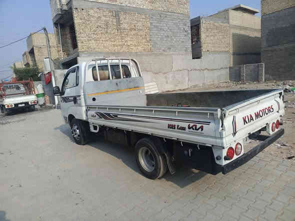 سلام عليكم كيه فحل 13 البيع مكينه جديده تاير خلفي محور 14بيهه رشات صبغ تخم تاير خلفي سعر شده وبيهه مجال رقم بغداد تحويل مباشر ***********
