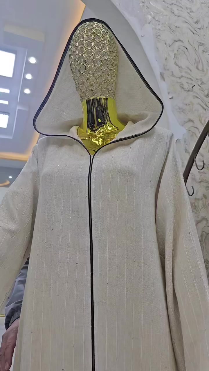 #قفطان_مغربي #فخامة #ستايل_نسائي #الأناقة_الشامية #كولكشن_العيد سوريا ادلب مدينة الدانا شارع المولات مول فينيسيا 
الفرع الاول واجهة مول فينيسيا 
الفرع الثاني مول فينيسيا الطابق الاول رقم المحل B35 الشحن متوفر لكافة الولايات التركية وكافة المحافظات السورية ودول العالم 
يرجى التواصل على الرقم +963932062154


**إذا كنت صاحب هذا الإعلان وتريد حذفه لأي سبب، رجاءا أرسل رسالة إلى الدعم الفني**