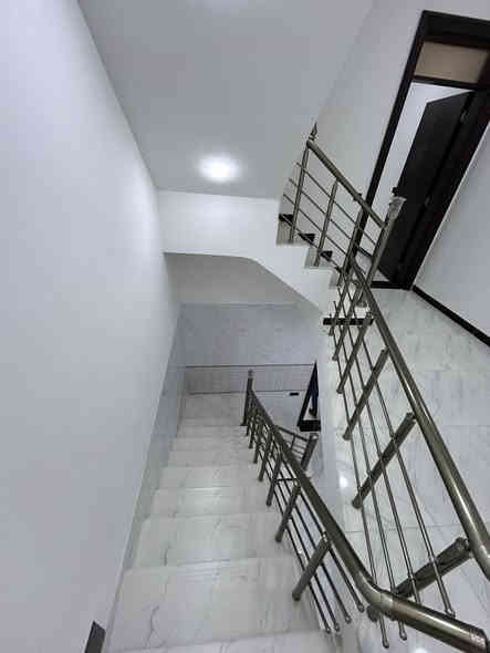 ♦️السلام عليكم دار للبيع♦️

عنوان العقار  📍 بغداد الدورة ميكانيك قرب دي تودي

المساحة 70م♦️

متكون من ستقبال ومطبخ و3 نوم ومجموعة صحيات🛁

________________________

***********

مكتب الطيف للإستثمار وتطوير العقاري💎

☄️نستقبل العروض البيع الشراء والايجار☄️

موقع المكتب الدورة ميكانيك شارع الساعاتي📍
