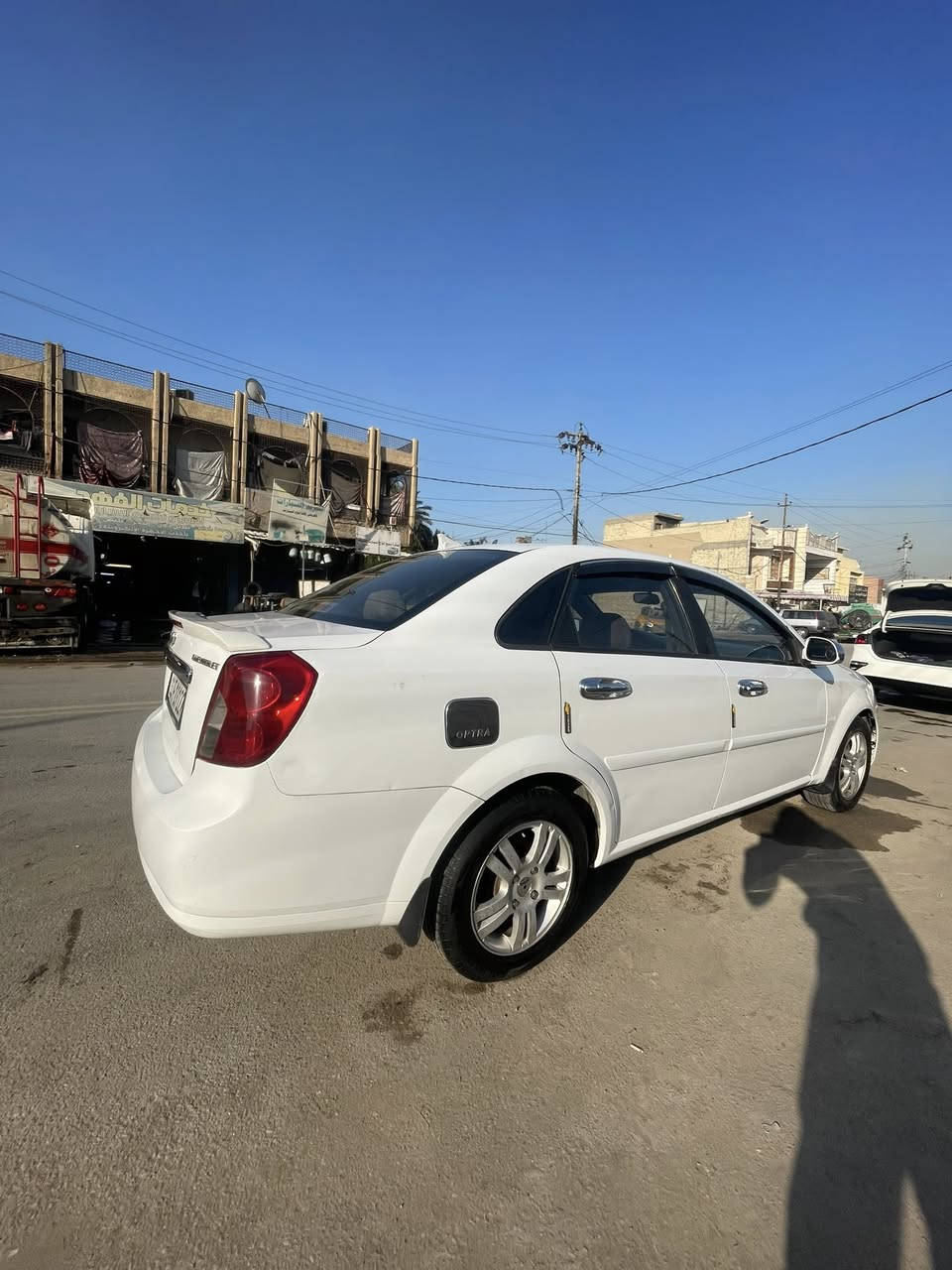 سلام عليكم اوبترا موديل 2011 خليجي شركه العامه بيه قطعتين ونص صبغ بدون دواخل كير محرك خير من الله تخم تاير جديد صدره جديد سياره جهزه وجديده بمعنه الكلمه عارضه 78 وبيه مجال ***********
