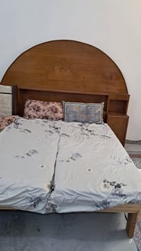 بدون دواشك • غرفه خشب • قابل تفاوض